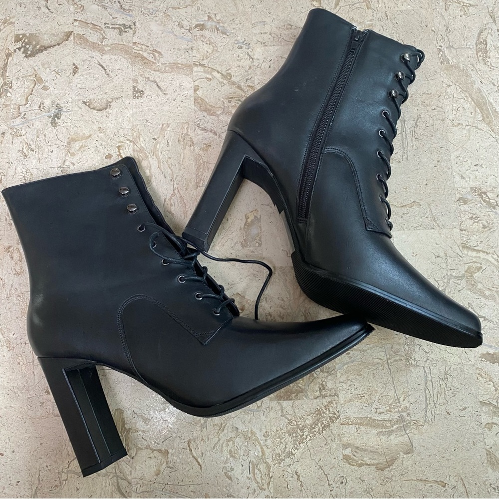 Vintage Black Leather Boots High Heel Zipper Lace up Size 9M New Port Easy Style